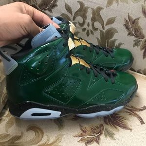 DS Jordan 6 Retro Champagne